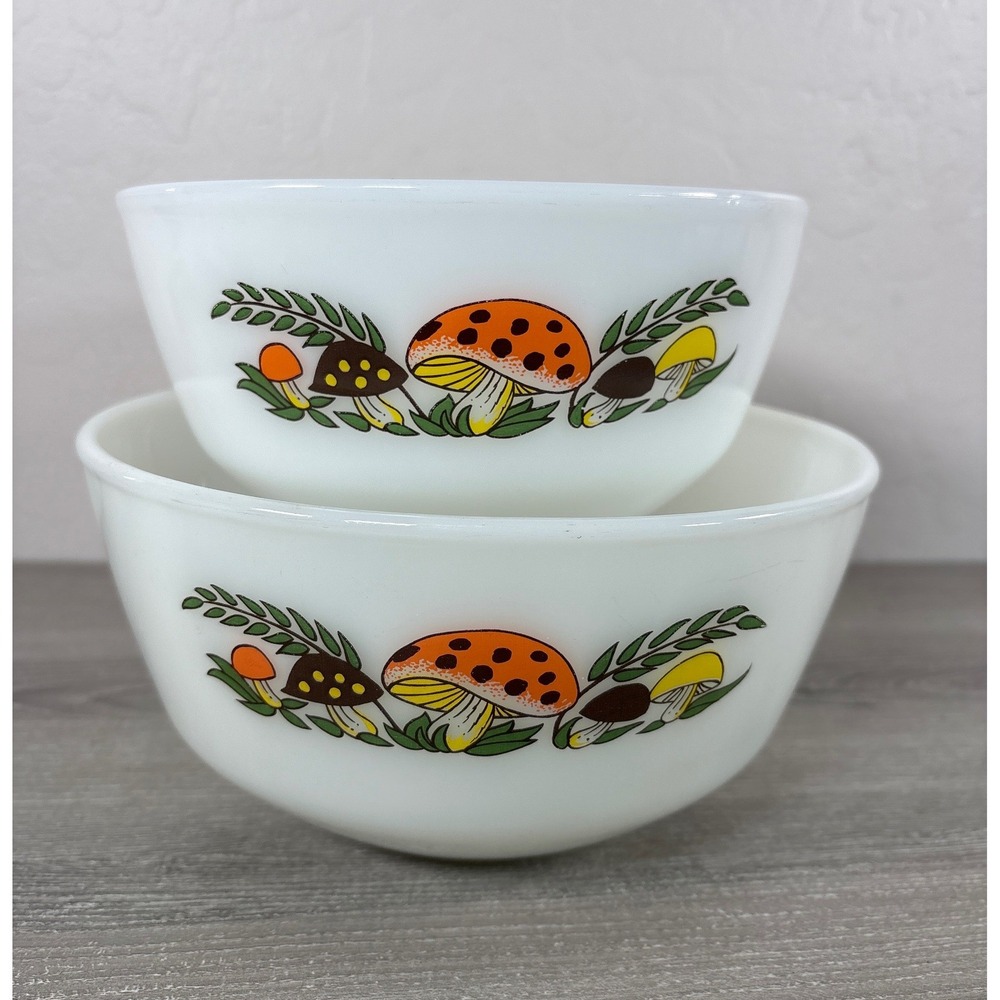 RARE Vintage Anchor Hocking Fire-King Merry Mushroom Nesting Mixing Bowls Set 2